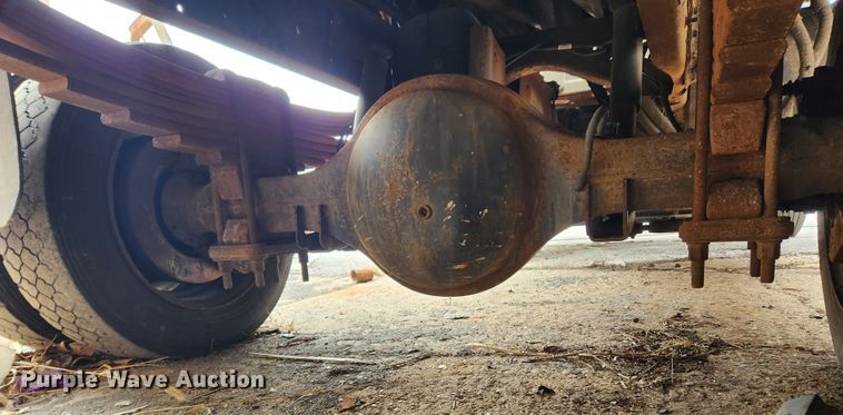 image for item JB9564 2004 GMC C5500  dump flatbed truck