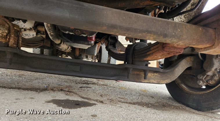 image for item JB9564 2004 GMC C5500  dump flatbed truck