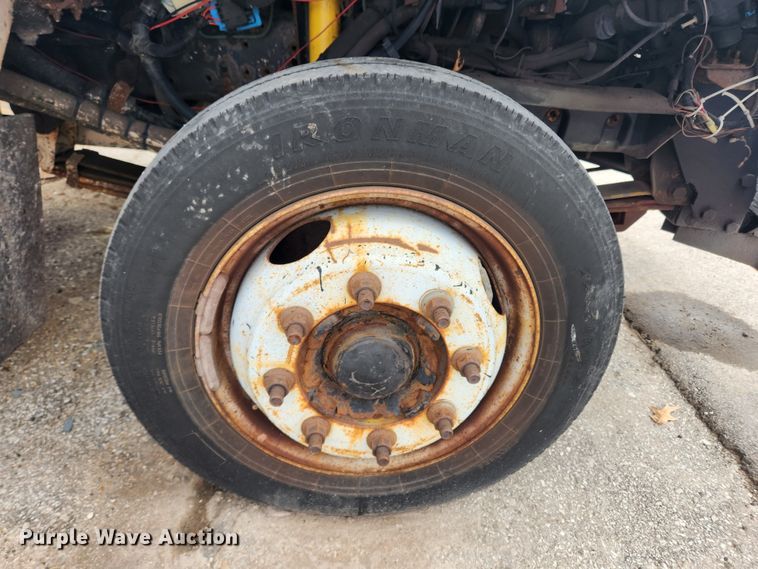 image for item JB9564 2004 GMC C5500  dump flatbed truck