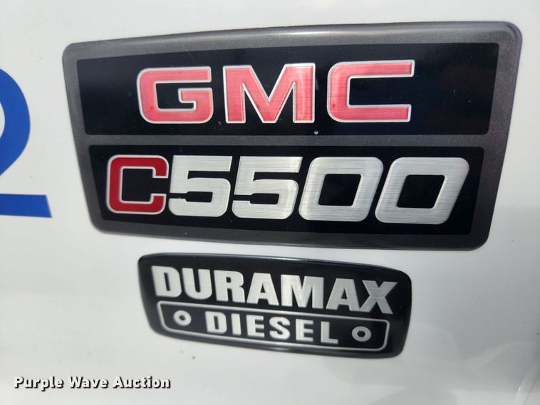 image for item JB9564 2004 GMC C5500  dump flatbed truck