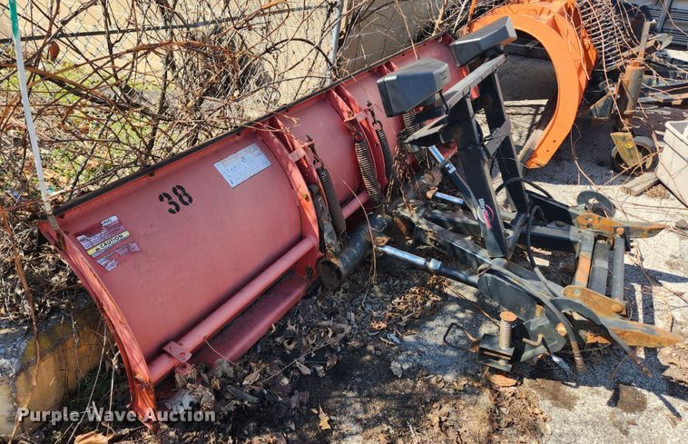 image for item JB9564 2004 GMC C5500  dump flatbed truck