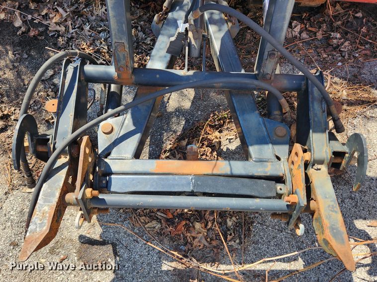 image for item JB9564 2004 GMC C5500  dump flatbed truck