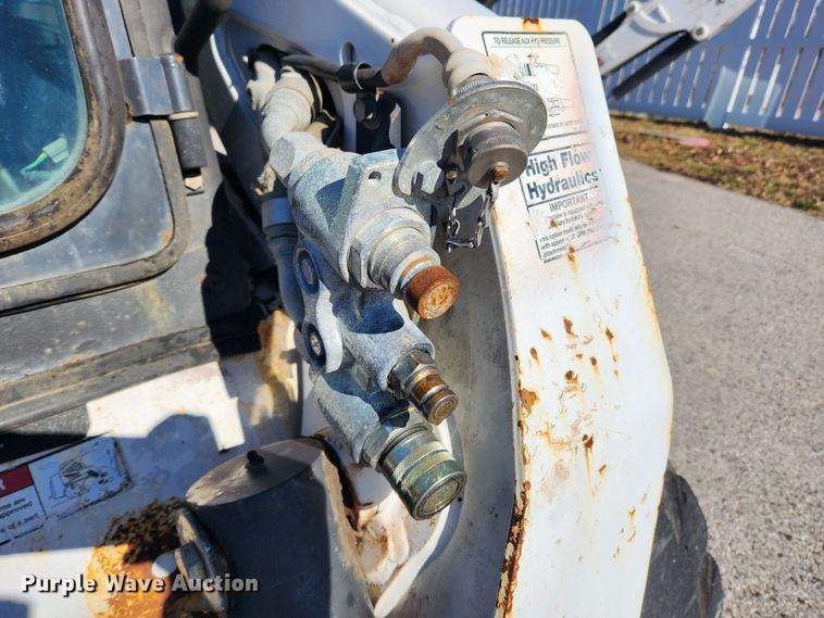 image for item JB9625 2010 Bobcat S250  skid steer loader