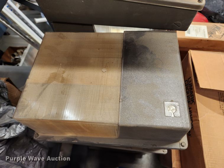 image for item JB9626 (16) pole light fixtures