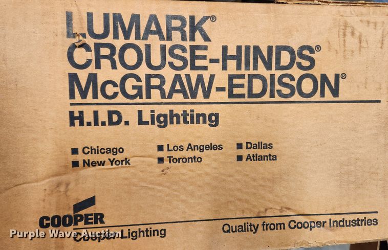 image for item JB9626 (16) pole light fixtures