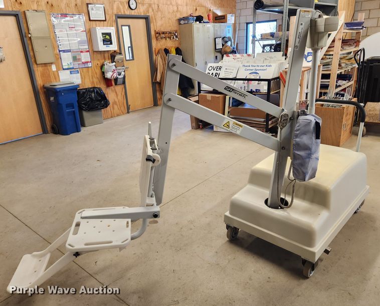 image for item JB9628 S.R. Smith PAL 2  Aquatic lift