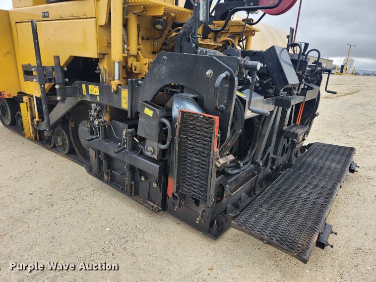 image for item JB9630 2011 Caterpillar AP555E  paver
