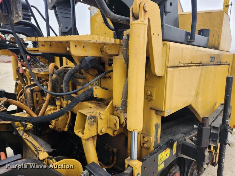 image for item JB9630 2011 Caterpillar AP555E  paver