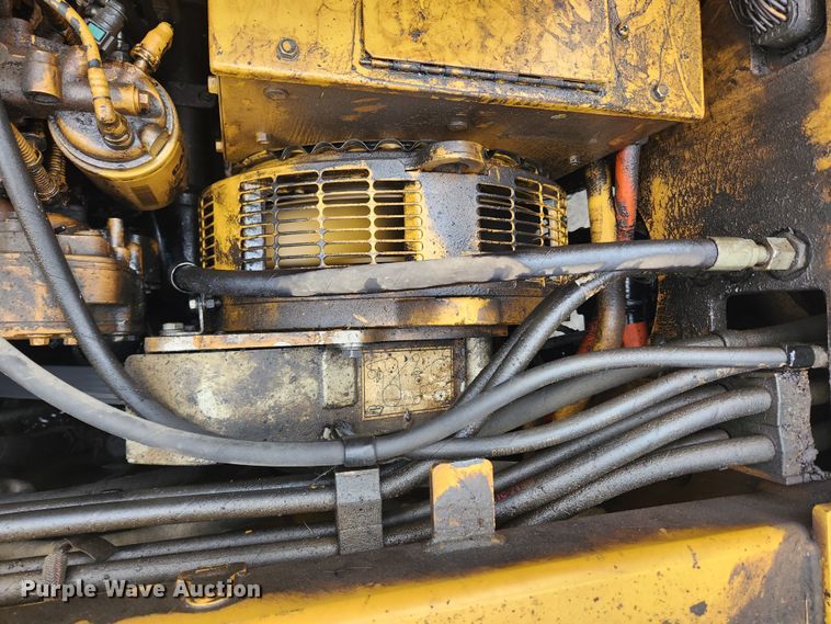 image for item JB9630 2011 Caterpillar AP555E  paver