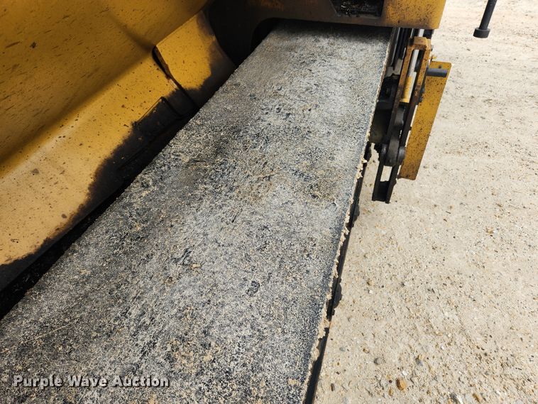 image for item JB9630 2011 Caterpillar AP555E  paver