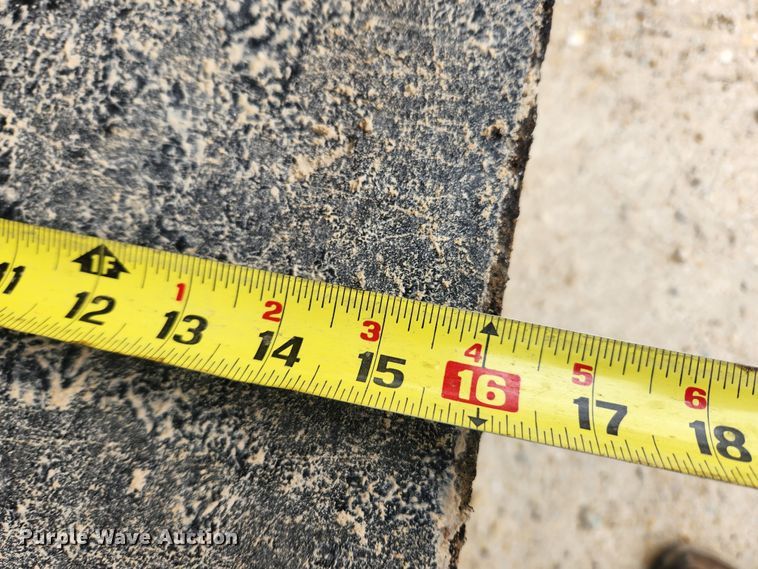 image for item JB9630 2011 Caterpillar AP555E  paver