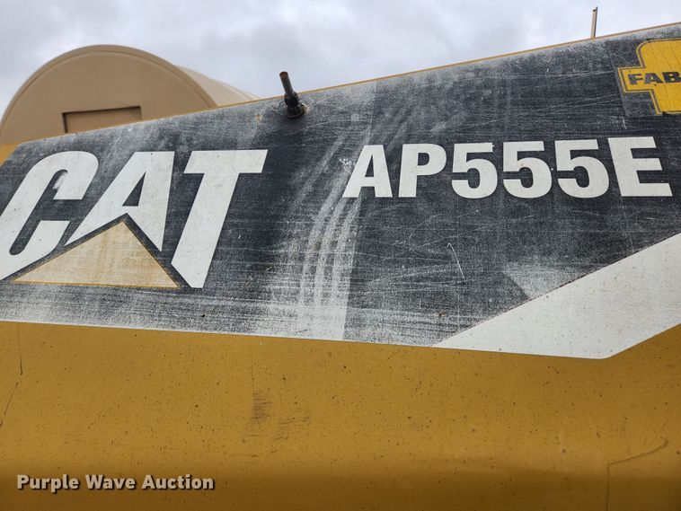 image for item JB9630 2011 Caterpillar AP555E  paver
