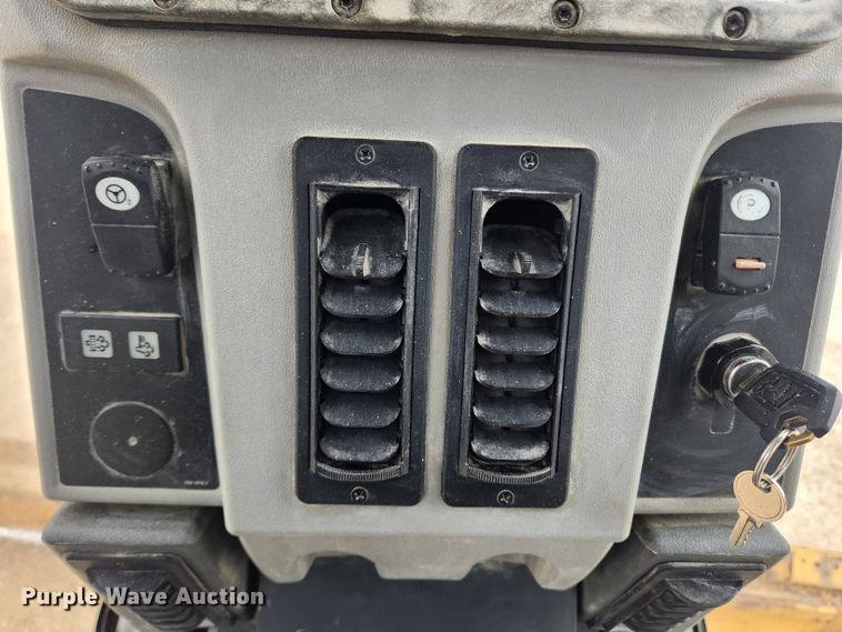 image for item JB9631 2012 Caterpillar 140M2  motor grader