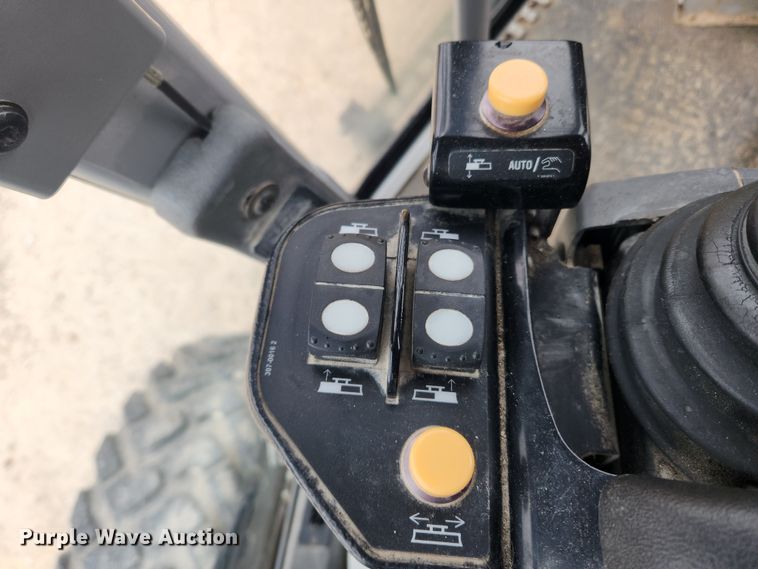 image for item JB9631 2012 Caterpillar 140M2  motor grader