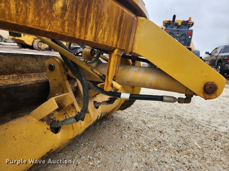 image for item JB9631 2012 Caterpillar 140M2  motor grader