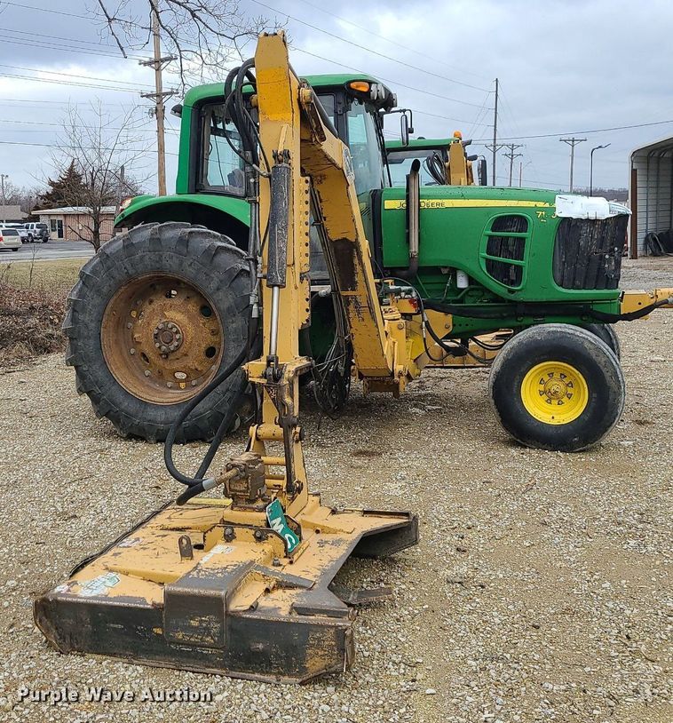 image for item JG9397 2009 John Deere 7130 Premium  tractor