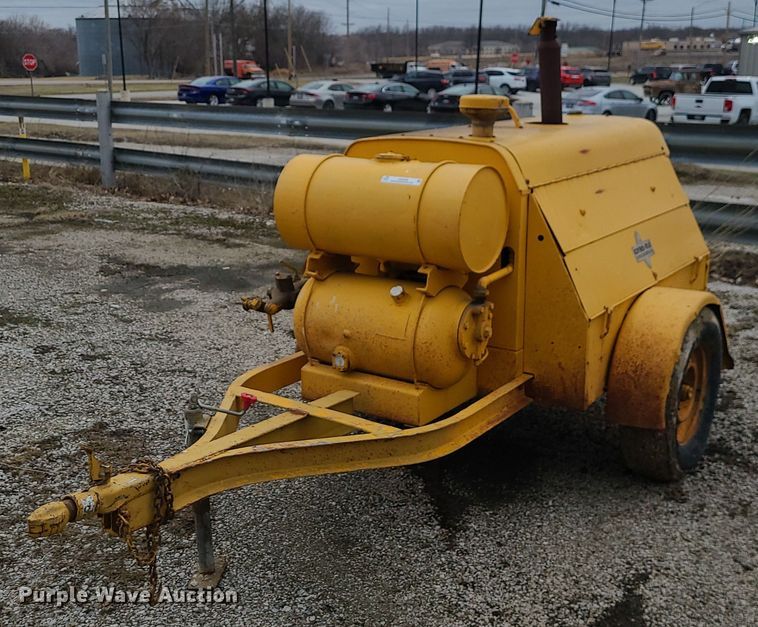 image for item JG9399 Ingersoll Rand Gyro-Flo 125  air compressor