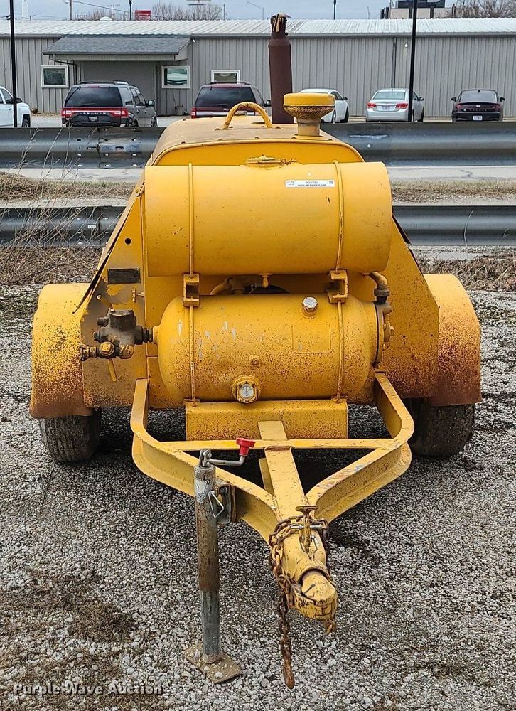 image for item JG9399 Ingersoll Rand Gyro-Flo 125  air compressor