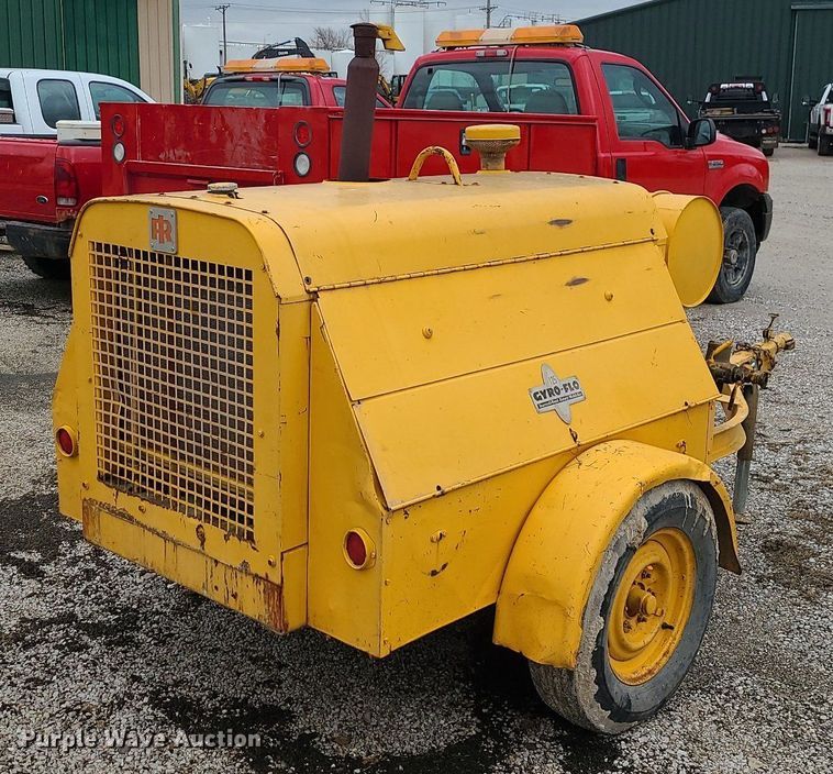image for item JG9399 Ingersoll Rand Gyro-Flo 125  air compressor