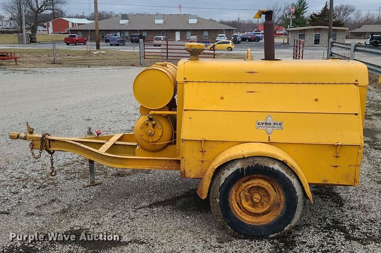 image for item JG9399 Ingersoll Rand Gyro-Flo 125  air compressor