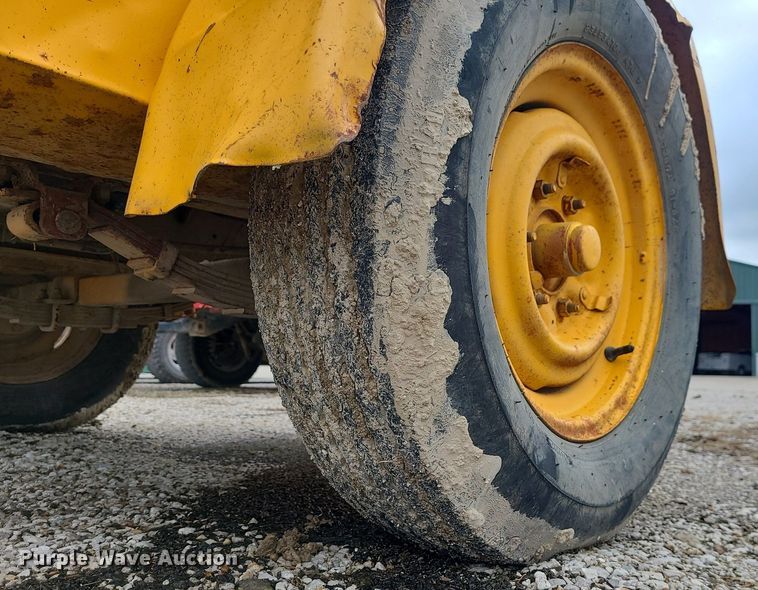 image for item JG9399 Ingersoll Rand Gyro-Flo 125  air compressor