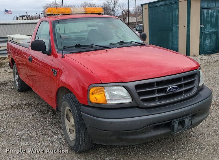 image for item JG9401 2004 Ford F150 Heritage  pickup truck