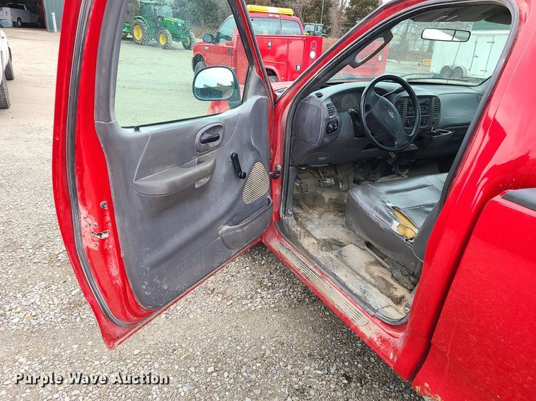 image for item JG9401 2004 Ford F150 Heritage  pickup truck