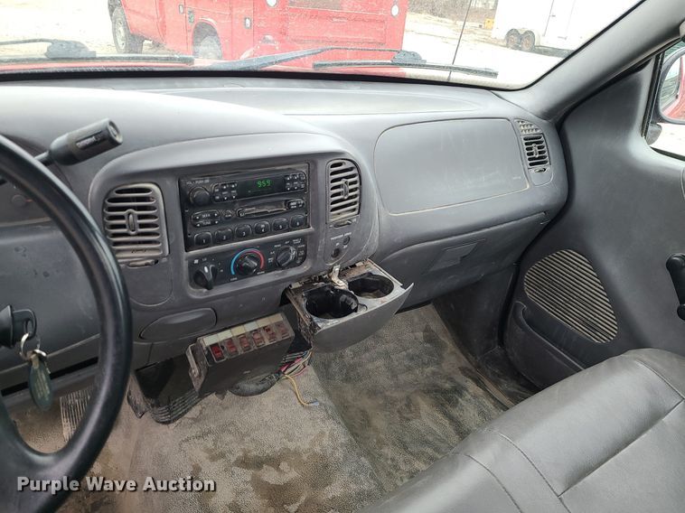 image for item JG9401 2004 Ford F150 Heritage  pickup truck