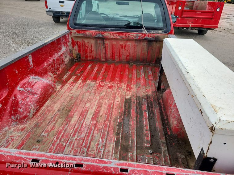 image for item JG9401 2004 Ford F150 Heritage  pickup truck