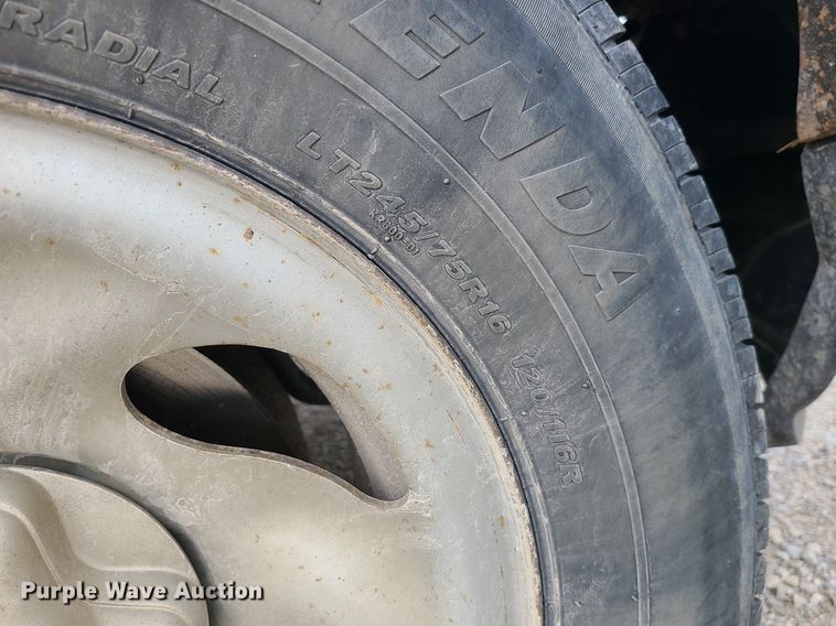 image for item JG9401 2004 Ford F150 Heritage  pickup truck