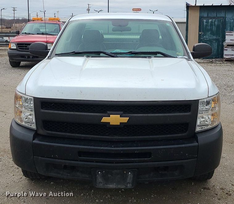 image for item JG9402 2012 Chevrolet Silverado 1500  Ext. Cab pickup truck