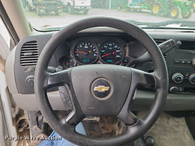 image for item JG9402 2012 Chevrolet Silverado 1500  Ext. Cab pickup truck