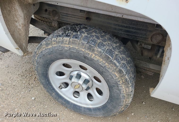 image for item JG9402 2012 Chevrolet Silverado 1500  Ext. Cab pickup truck