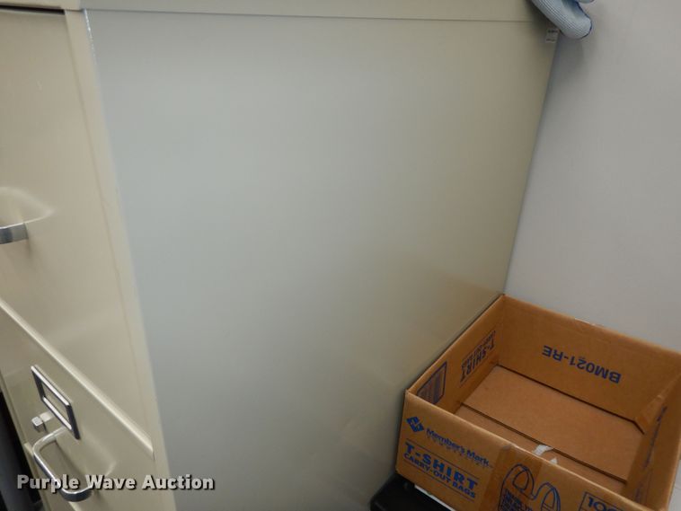 image for item JQ9806 (4) file cabinets