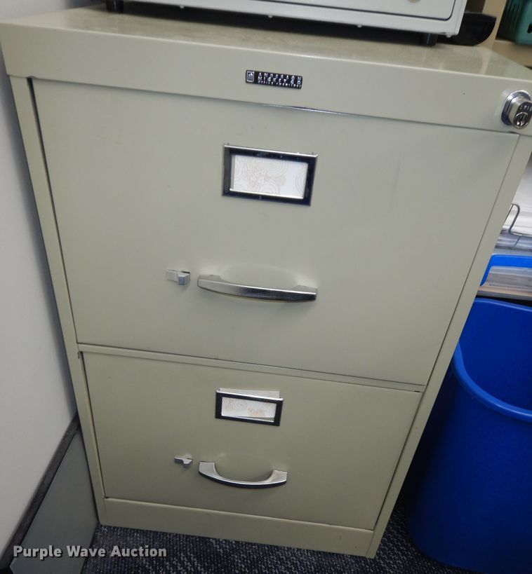 image for item JQ9806 (4) file cabinets