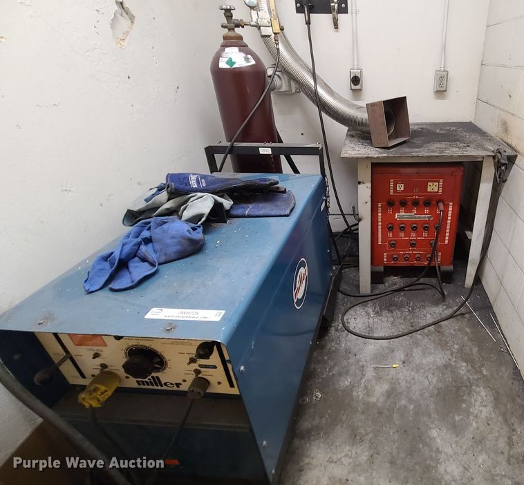 image for item JW9725 (5) welders