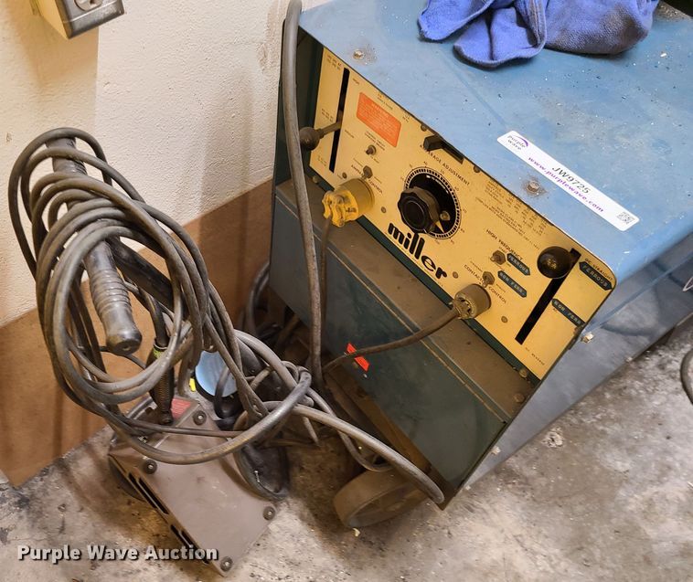 image for item JW9725 (5) welders