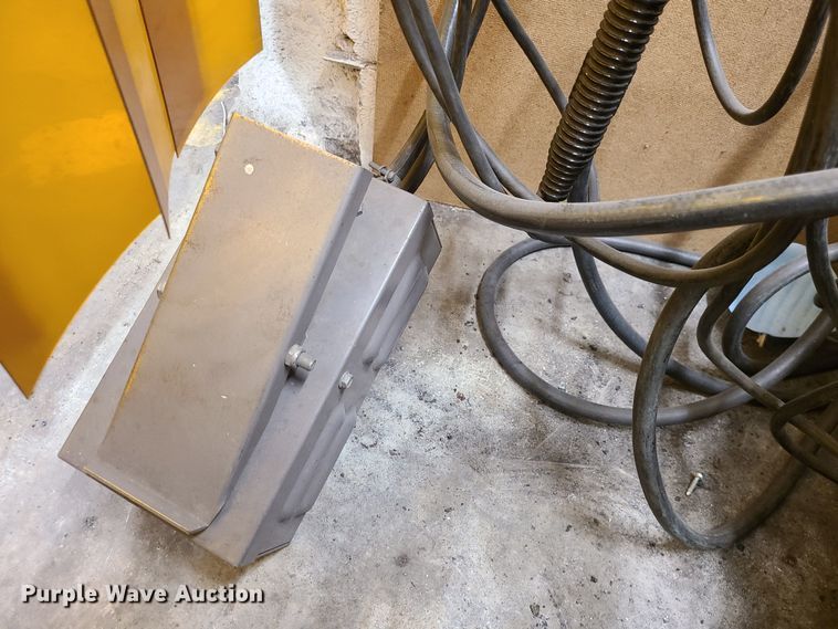 image for item JW9725 (5) welders