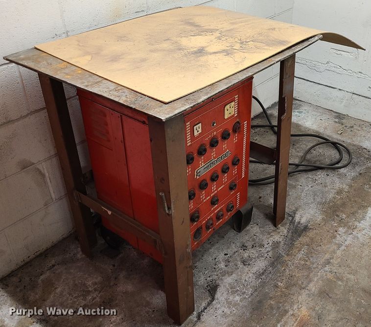 image for item JW9725 (5) welders