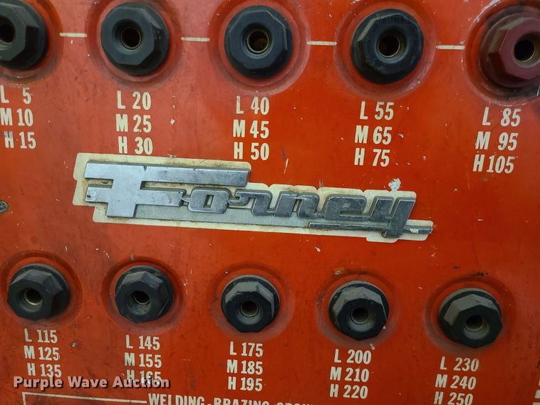 image for item JW9725 (5) welders