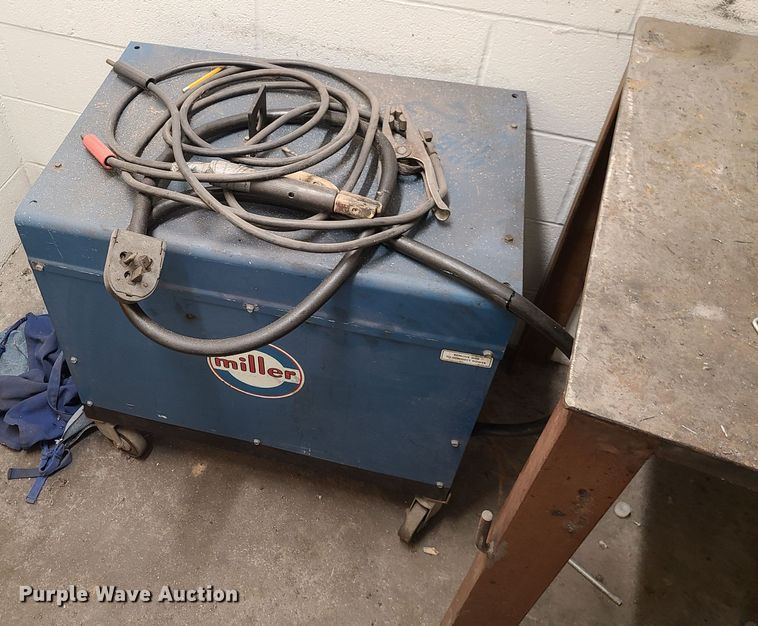 image for item JW9725 (5) welders