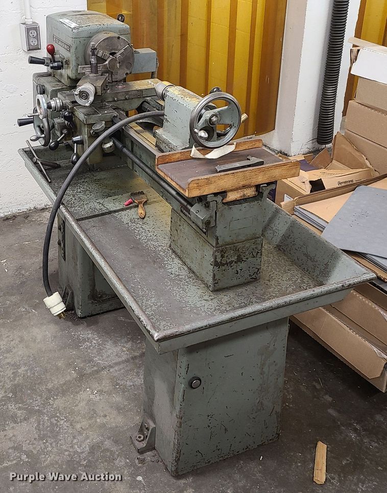 image for item JW9729 Clausing 4904  lathe