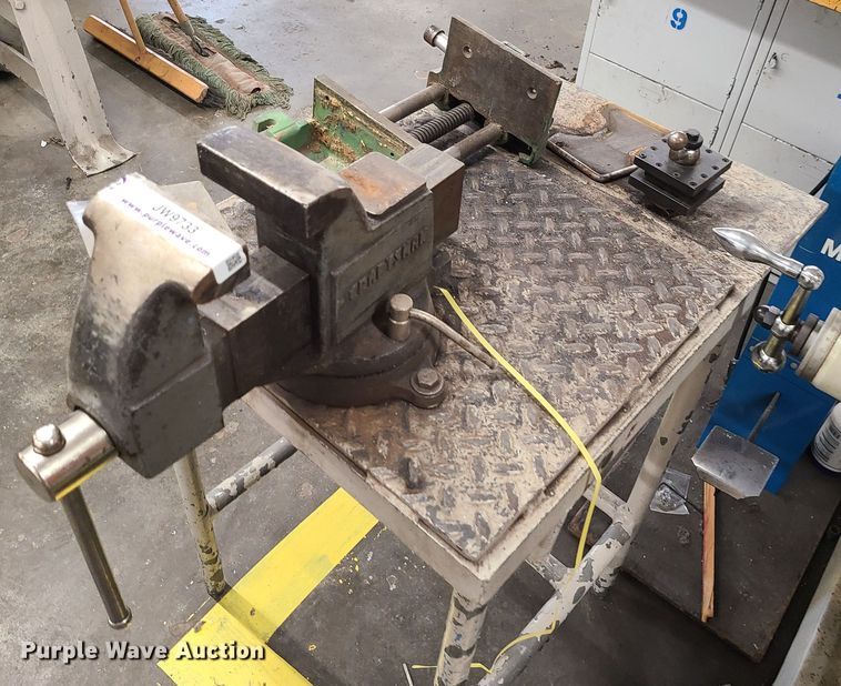 image for item JW9733 Tools