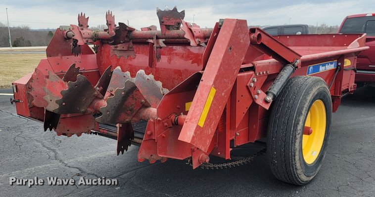 image for item KB9882 2019 New Holland 155  manure spreader