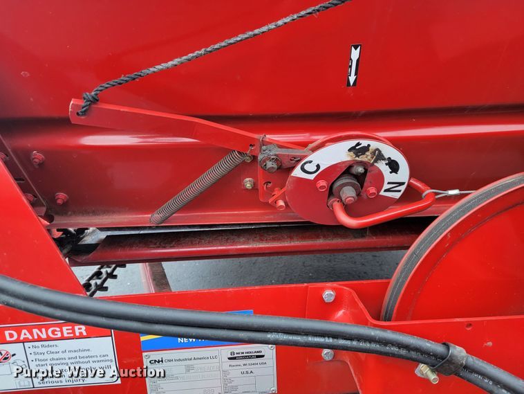 image for item KB9882 2019 New Holland 155  manure spreader