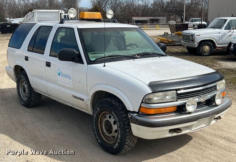 image for item KR9584 1999 Chevrolet Blazer  SUV