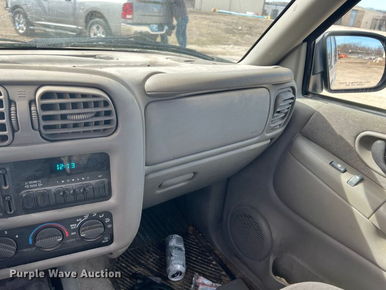 image for item KR9584 1999 Chevrolet Blazer  SUV