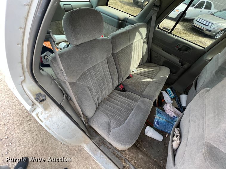 image for item KR9584 1999 Chevrolet Blazer  SUV