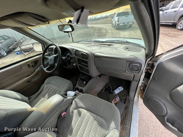 image for item KR9584 1999 Chevrolet Blazer  SUV