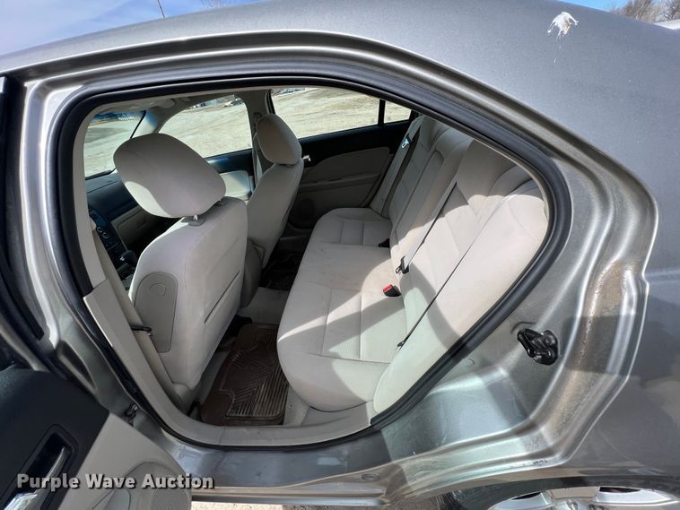 image for item KR9585 2009 Ford Fusion SE